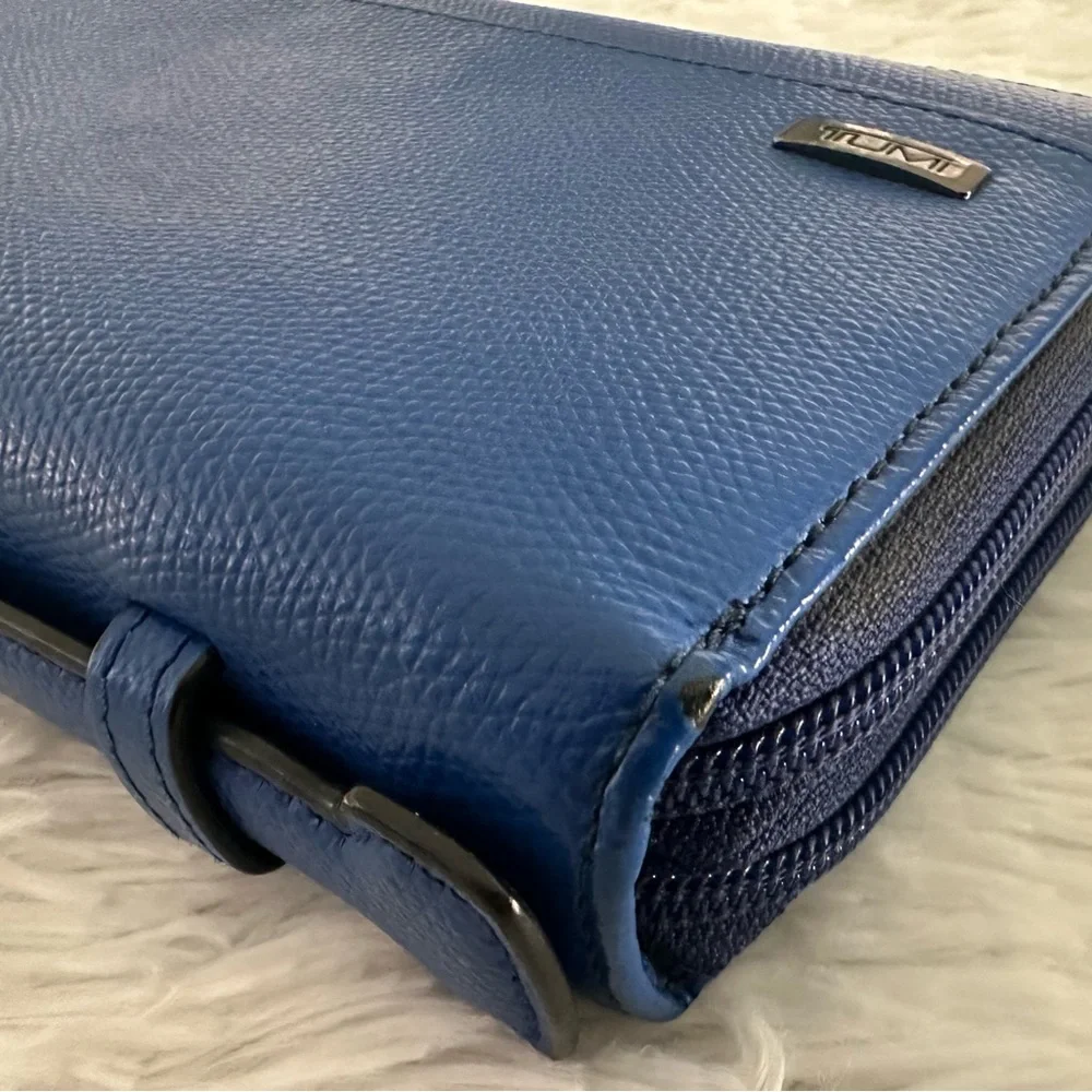 Tumi Horizon Double Zipper‎ Organizer Travel Wallet Clutch